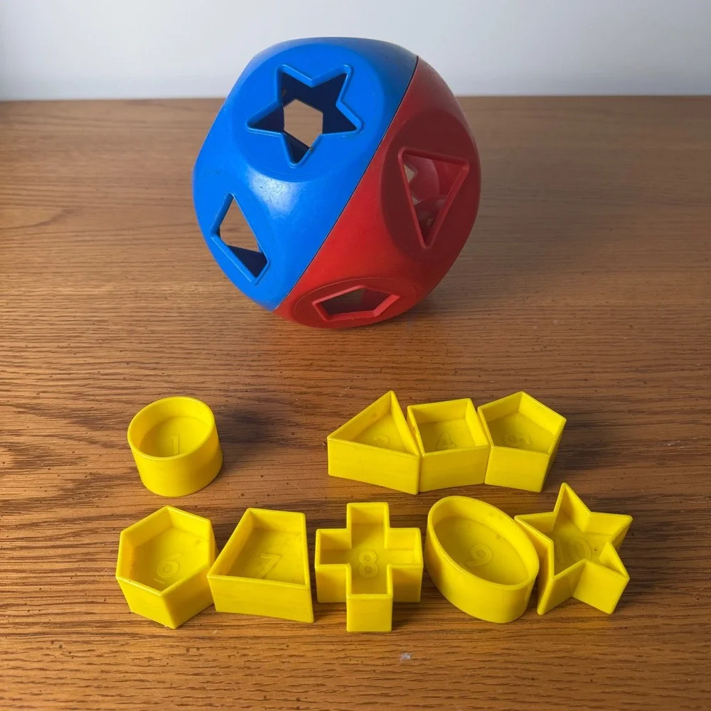 Tupperware Vintage Infant Baby Shape Sorter Toy‎ Red Blue Color Shape Learning
